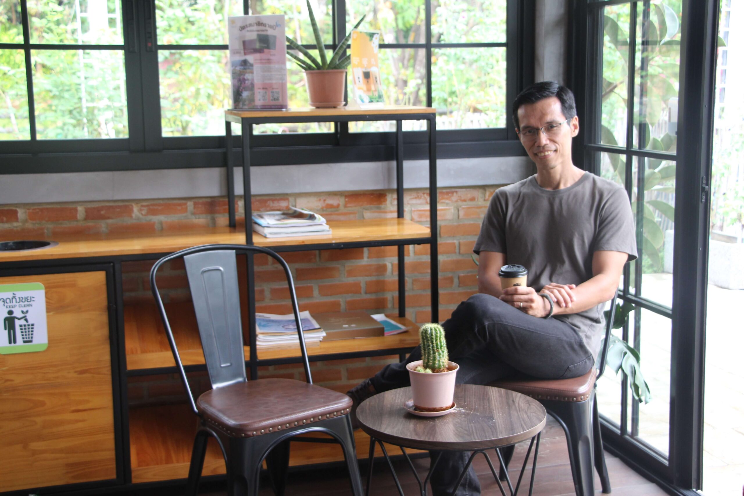 me in cafe